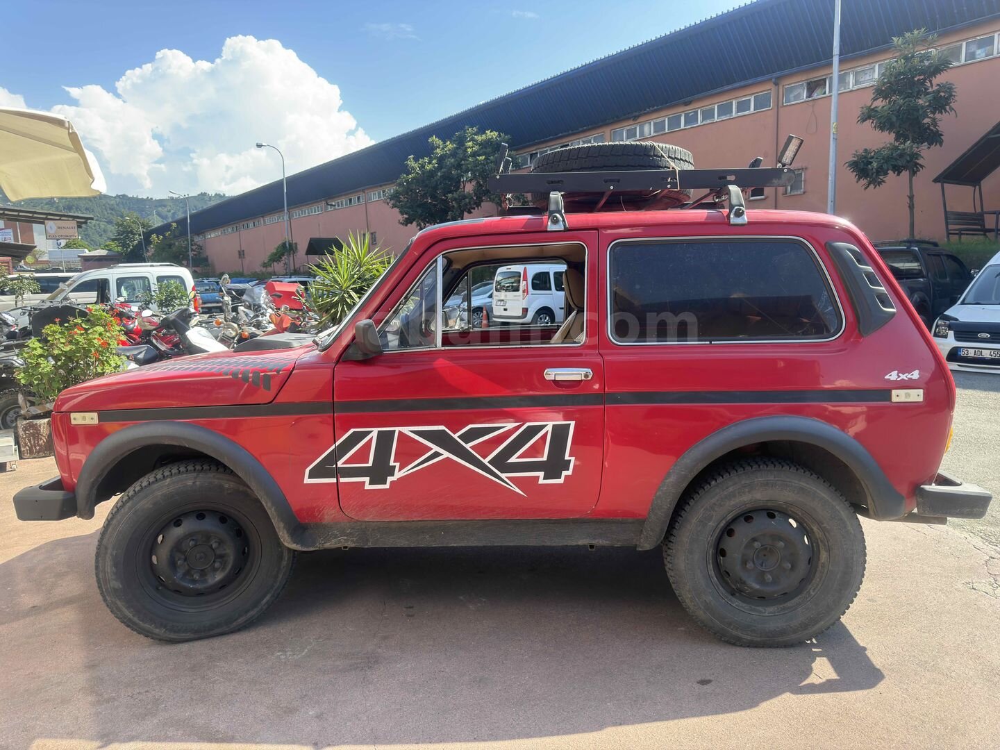 Lada Niva 1.6 1987 Model 2