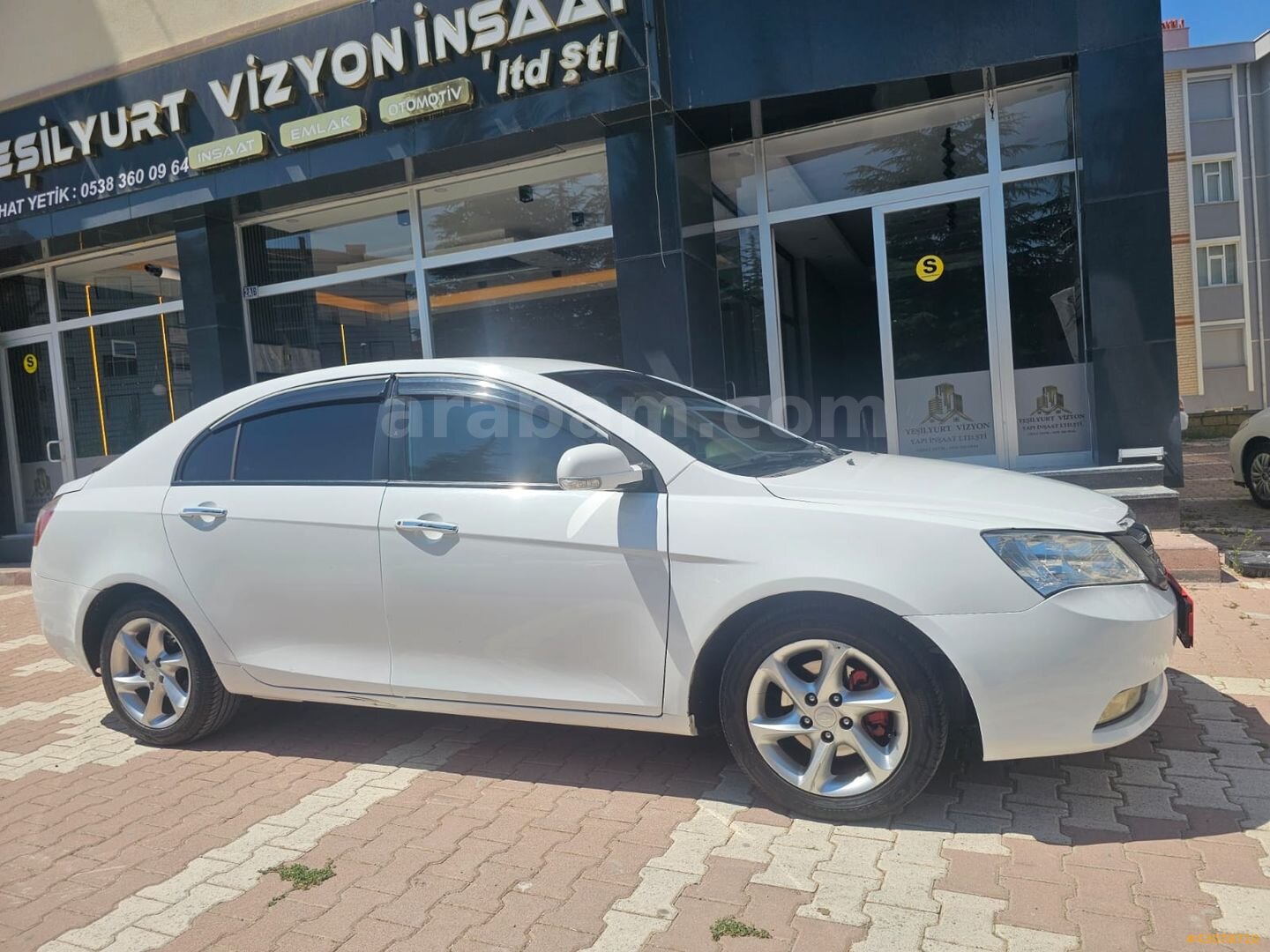 Galeriden Geely Emgrand 1.5 GSL Premium 2011 Model Konya 142.000 km Beyaz 1