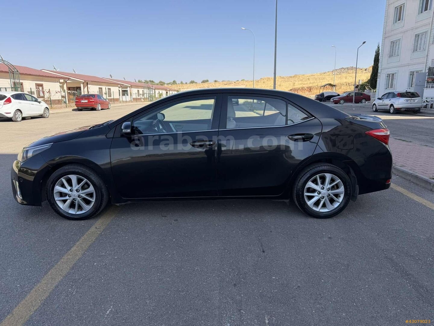 Galeriden Toyota Corolla 1.4 D-4D Premium 2015 Model Gaziantep 249.000 km Siyah 7