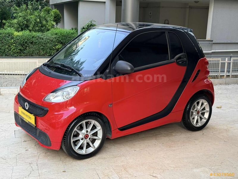 Galeriden Smart ForTwo 1.0 Passion 2013 Model İstanbul 105.000 km Kırmızı