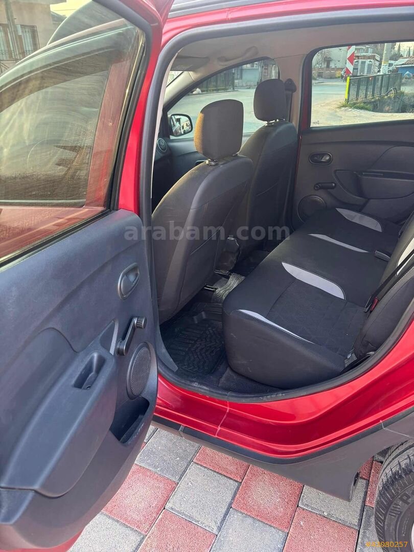 Galeriden Dacia Sandero 1.5 dCi Stepway 2016 Model Balıkesir 137.350 km Kırmızı 6