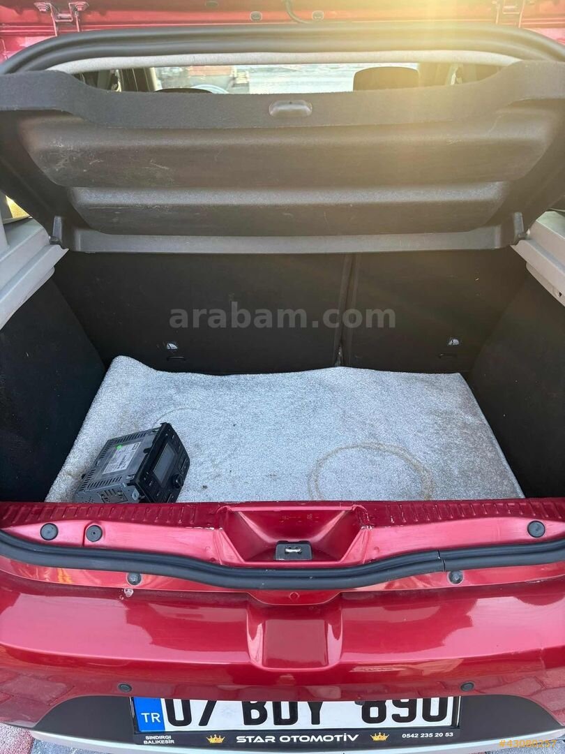 Galeriden Dacia Sandero 1.5 dCi Stepway 2016 Model Balıkesir 137.350 km Kırmızı 4