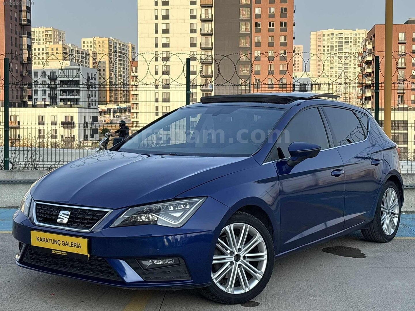 Galeriden Seat Leon 1.6 TDI Xcellence 2018 Model İstanbul 230.000 km Mavi 1