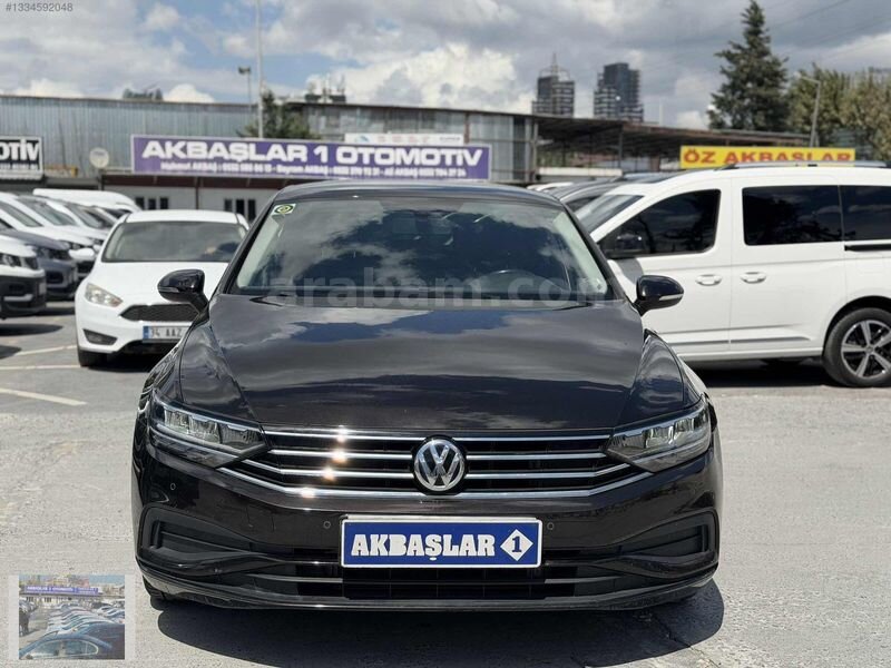 Galeriden Volkswagen Passat 1.6 TDi BlueMotion Impression 2020 Model İstanbul 86.000 km Kahverengi 1
