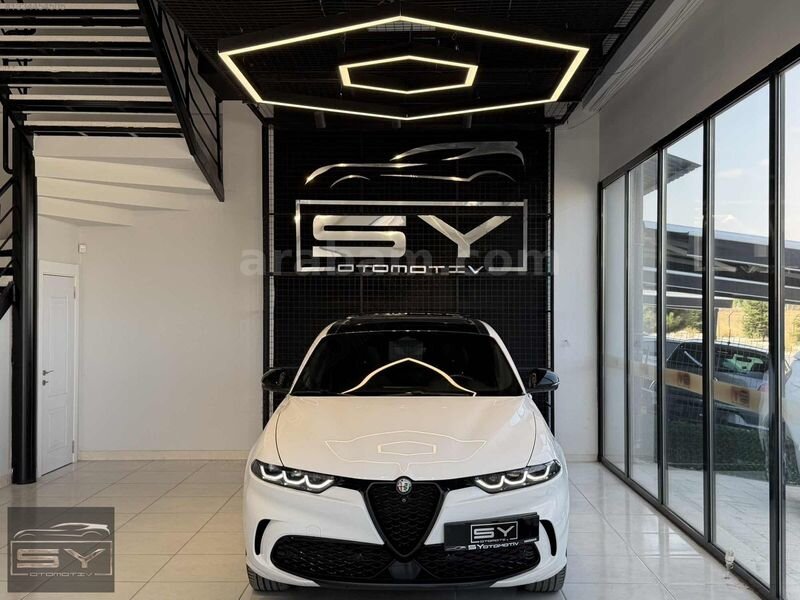 2024 ALFA ROMEO TRİBUTO İTALİANO 1.5 HYBRİT ÖZEL SERİ 2