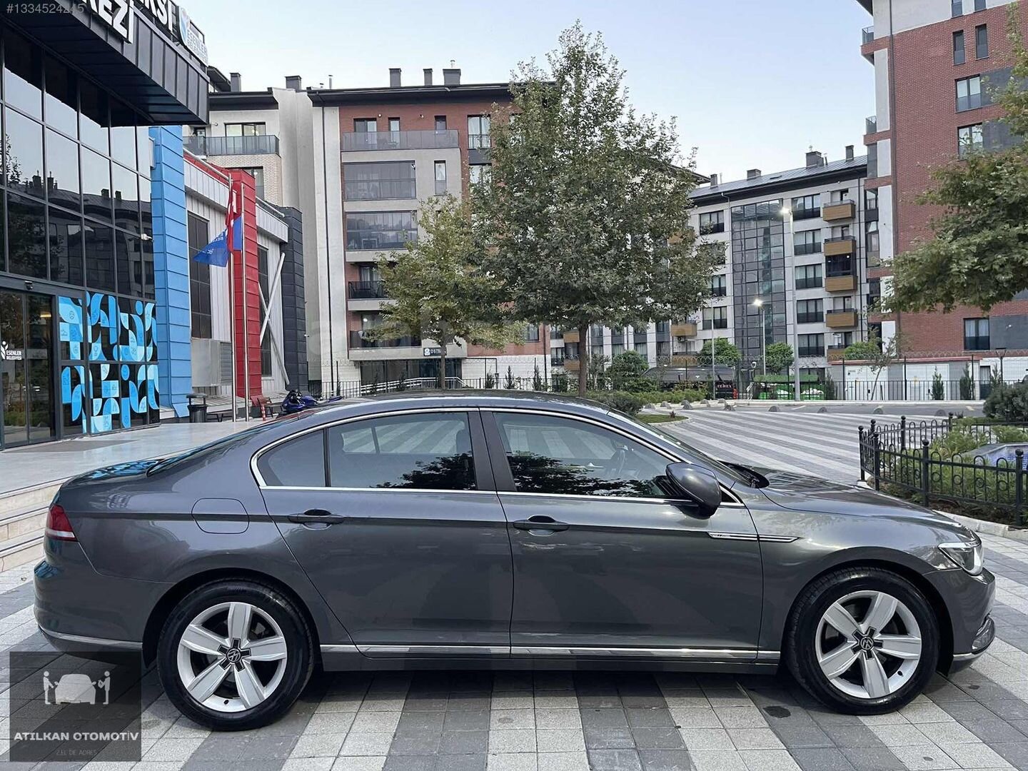 Galeriden Volkswagen Passat 2.0 TDi BlueMotion Comfortline 2015 Model İstanbul 258.000 km Gri 4