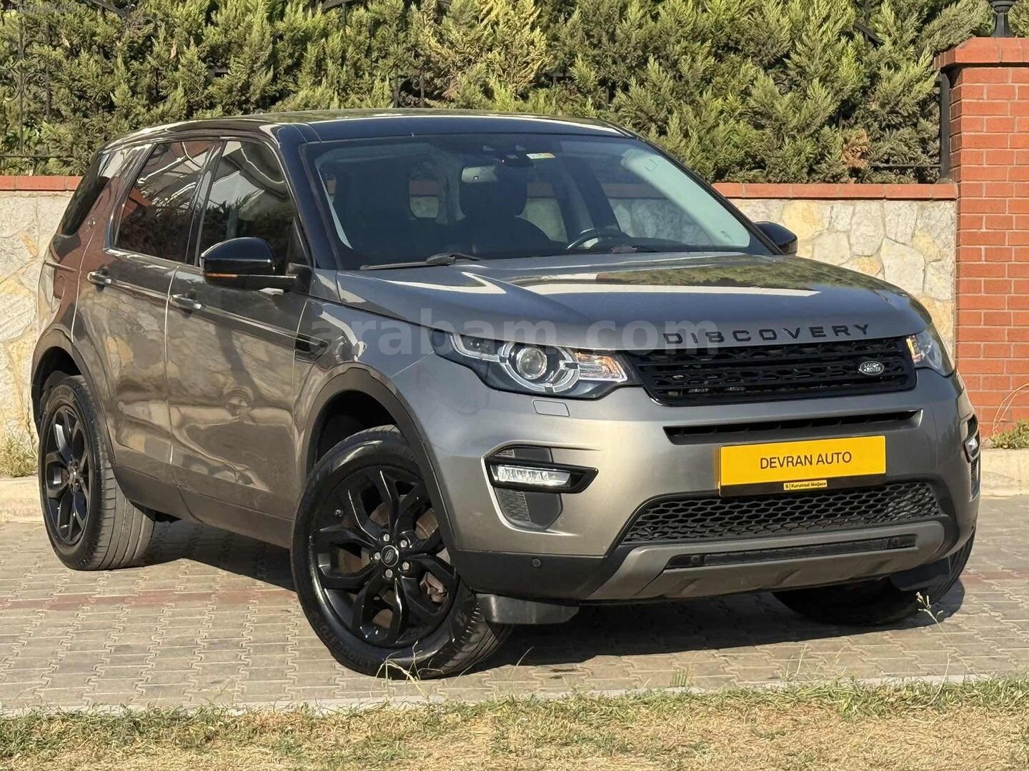 2017 ÇIKIŞLI LAND ROVER DEĞİŞENSİZ FIRSAT ARACI 3
