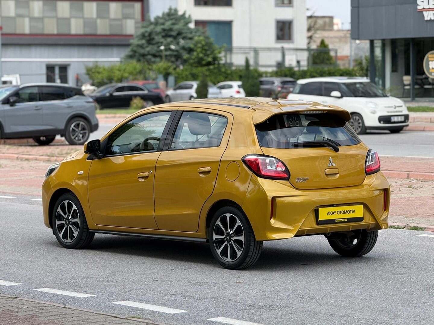 2020_HATASIZ_OTOMATİK_KOLTUK ISITMALI_100.000 KM'DE_MİTSUBİSHİ 4