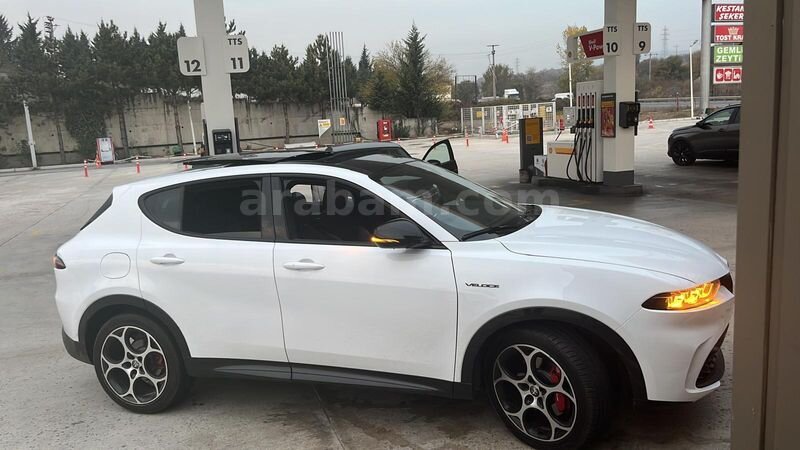Sahibinden Alfa Romeo Tonale 1.5 ekstara 190 mikron 116 bin tl ppf li Veloce 2023 Model 3