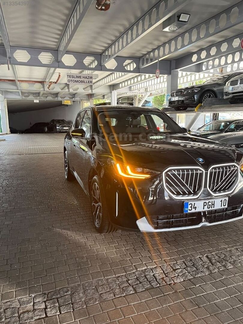 2025 BMW X3 20 xDrive X-Line Cam Tav Hatasız ORJ SIFIR AYARINDA 2