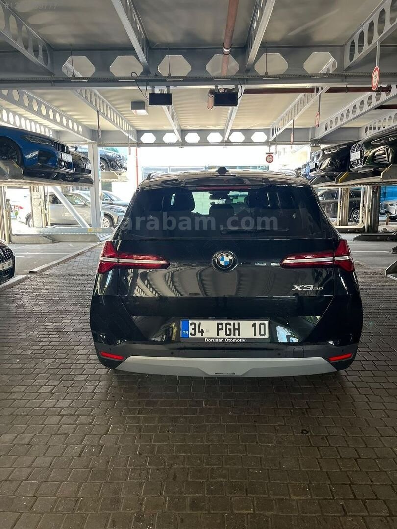 2025 BMW X3 20 xDrive X-Line Cam Tav Hatasız ORJ SIFIR AYARINDA 4