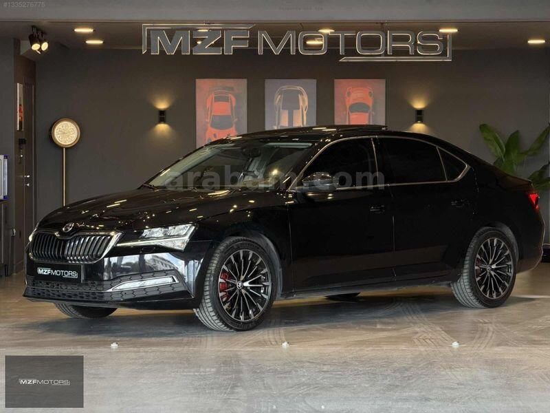Galeriden Skoda SuperB 1.5 TSI Prestige 2023 Model İstanbul 80.000 km Siyah