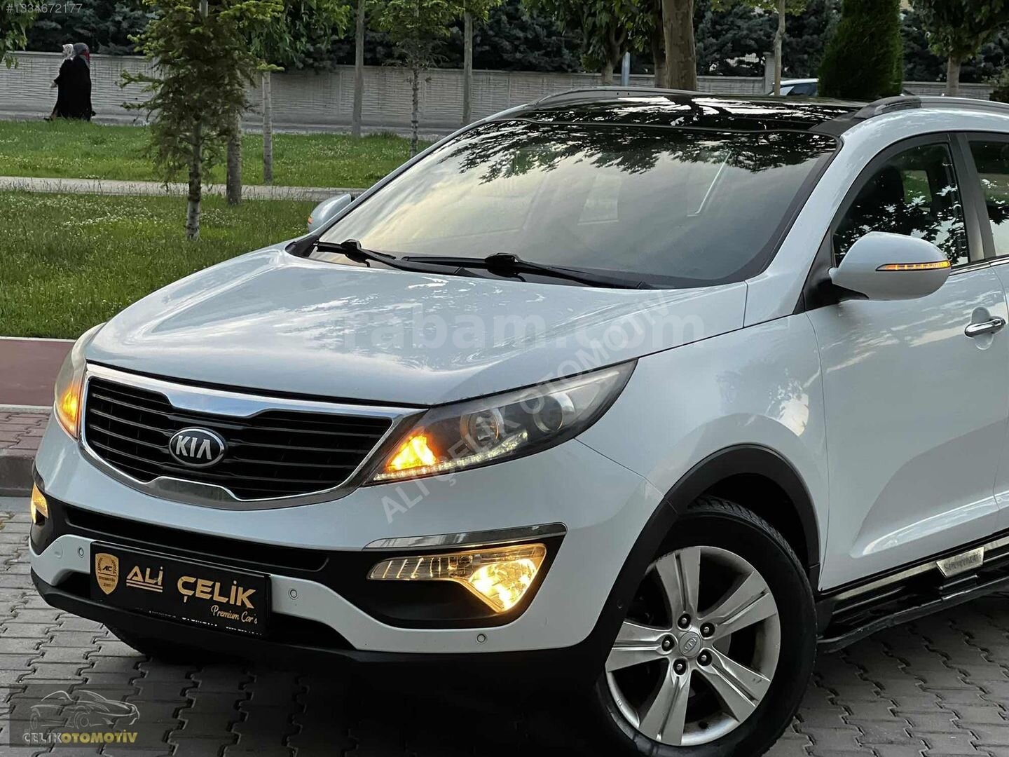 2013-KİA-SPORTAGE-CAMTAVAN-4KOLTUKISITMA-DEĞİŞENSİZ-GERİGÖRÜŞ 6