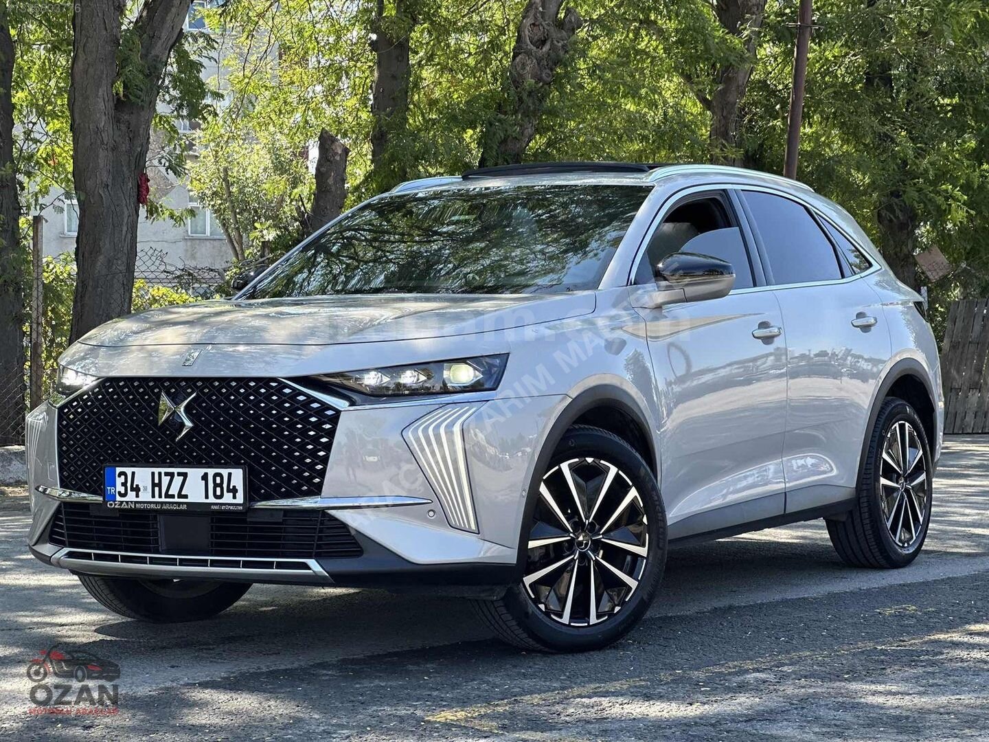 **29.000 KM** GARANTİLİ 2023 DS7 OPERA FULL+FULL BOYASIZ SOĞUTMA 1