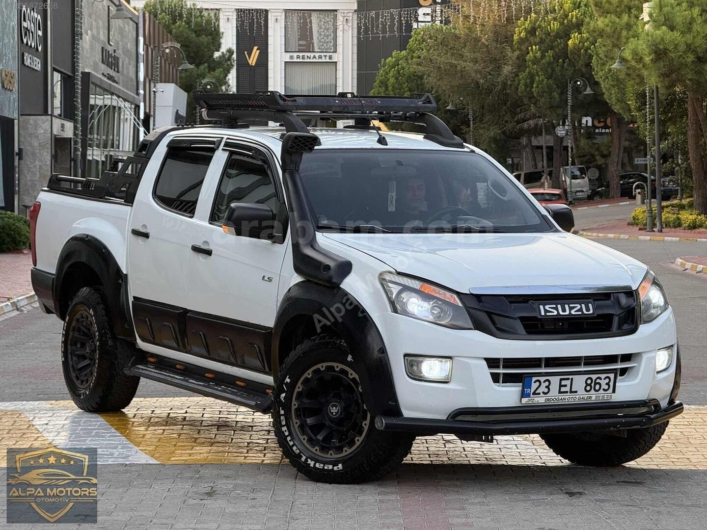 HATASIZ İÇİ TABA D-MAX 4X4 ESKTRALI OTOMATİK 215.000 KM 1