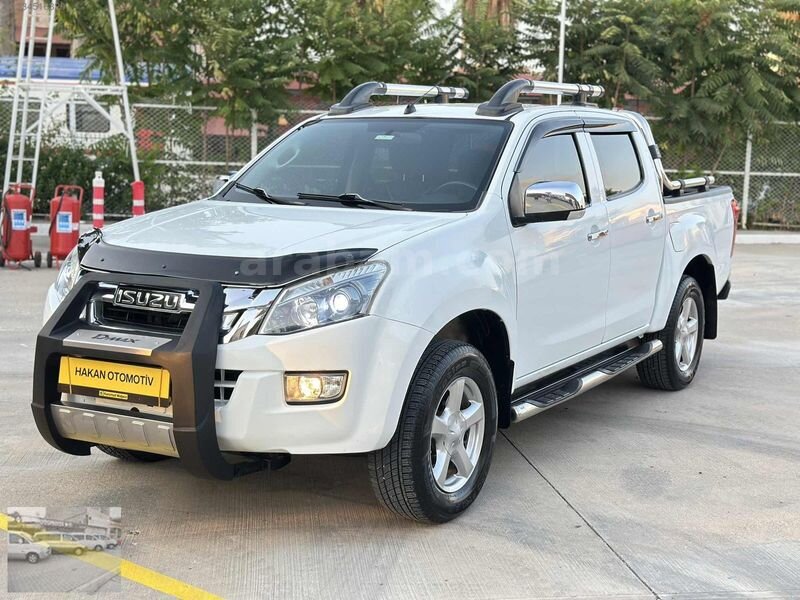 ÇOK TEMİZ 2017 ISUZU D MAX 4x4 LİMİTED PAKET FUL+FULL DOLUSU