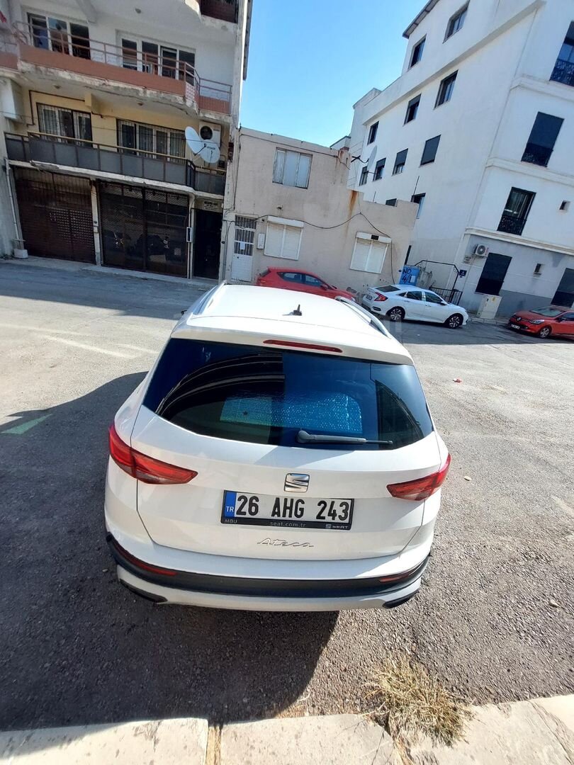 Sahibinden Özenle Kullanılmış Temiz Ateca 1.5 EcoTSI Xperience 2023 Model 4