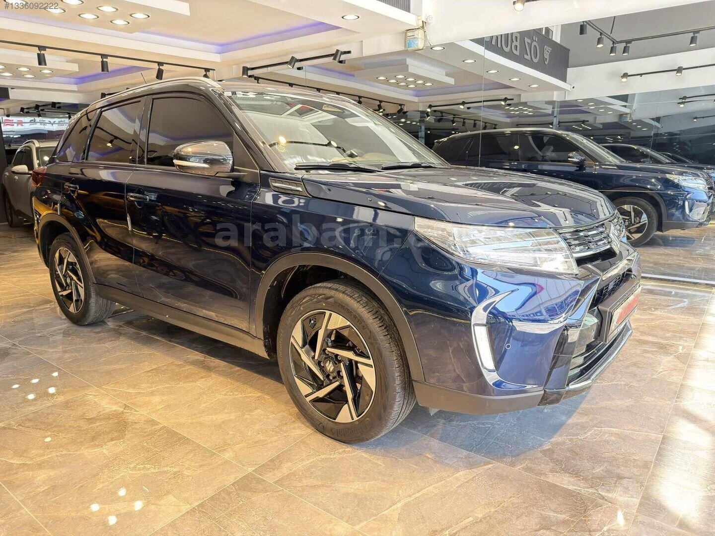 2024 MODEL 10.000 KM.DE 4X4 ÇİFT RENK HİBRİT VİTARA ( K.K.12 T.) 5
