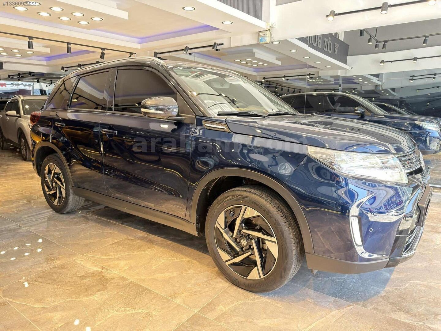 2024 MODEL 10.000 KM.DE 4X4 ÇİFT RENK HİBRİT VİTARA ( K.K.12 T.) 6