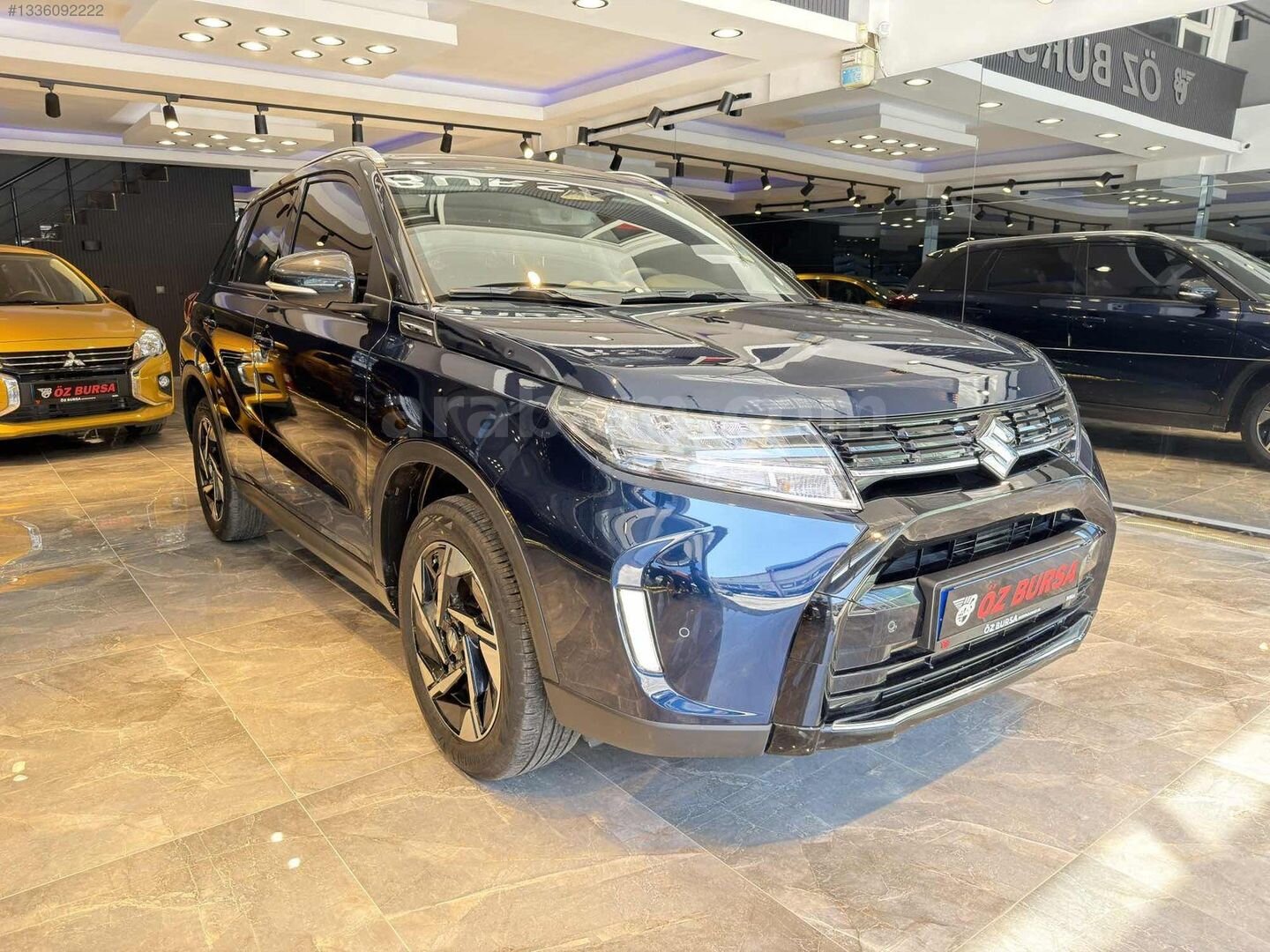 2024 MODEL 10.000 KM.DE 4X4 ÇİFT RENK HİBRİT VİTARA ( K.K.12 T.) 3