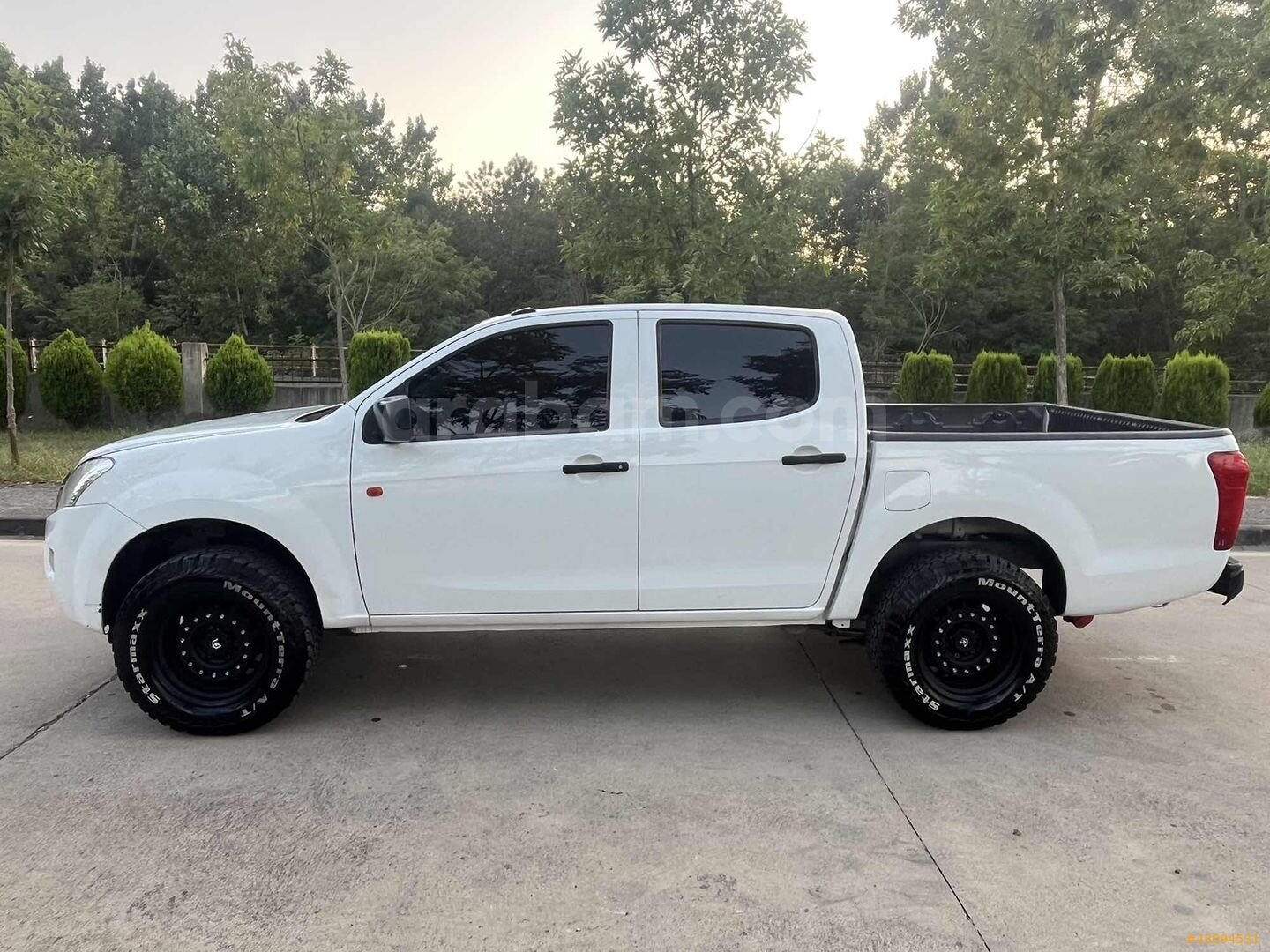 2017 ISUZU D MAX 131.500 KM DE 7