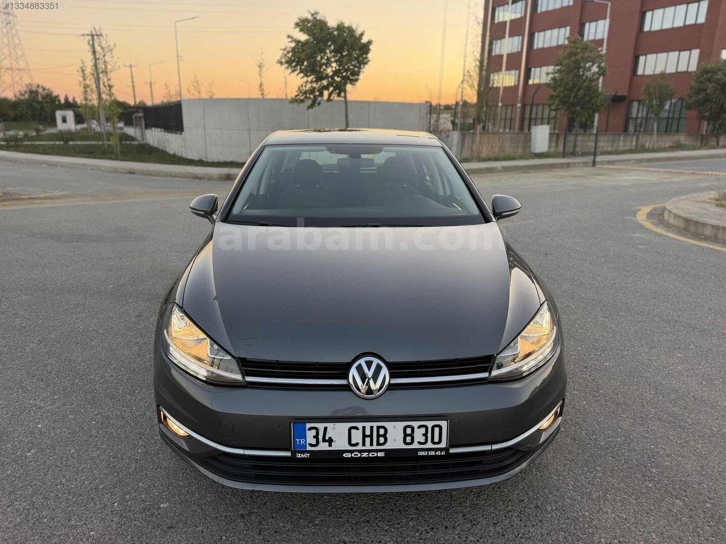 Galeriden Volkswagen Golf 1.0 TSi Comfortline 2019 Model Sakarya 74.000 km Gri 3