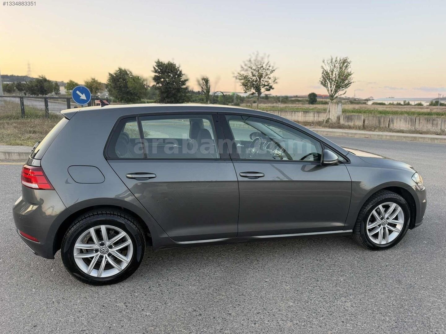 Galeriden Volkswagen Golf 1.0 TSi Comfortline 2019 Model Sakarya 74.000 km Gri 7