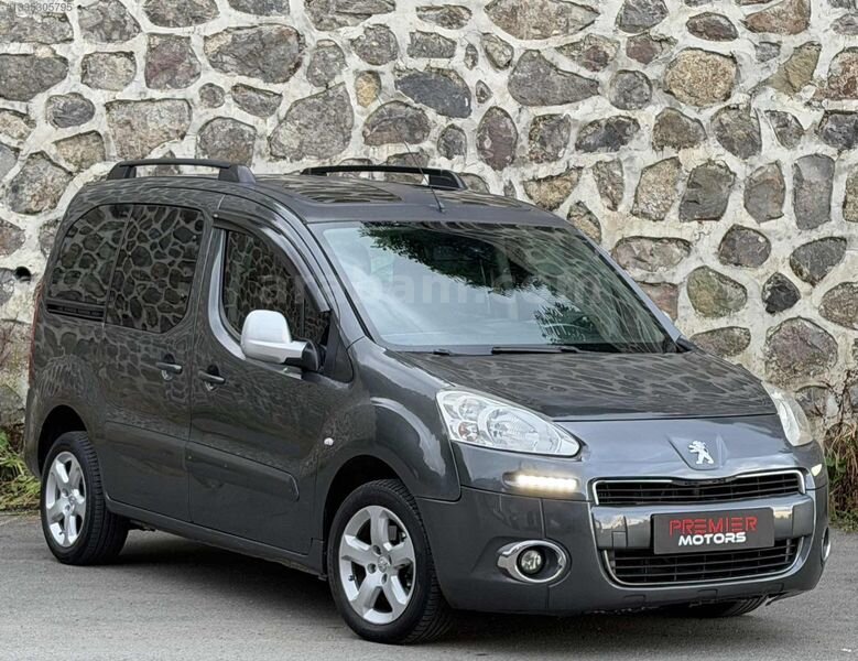 PREMİER MOTORS'DAN 2014 HATASIZ DEĞİŞENSİZ CAM TAVAN DİJ. KLİMA