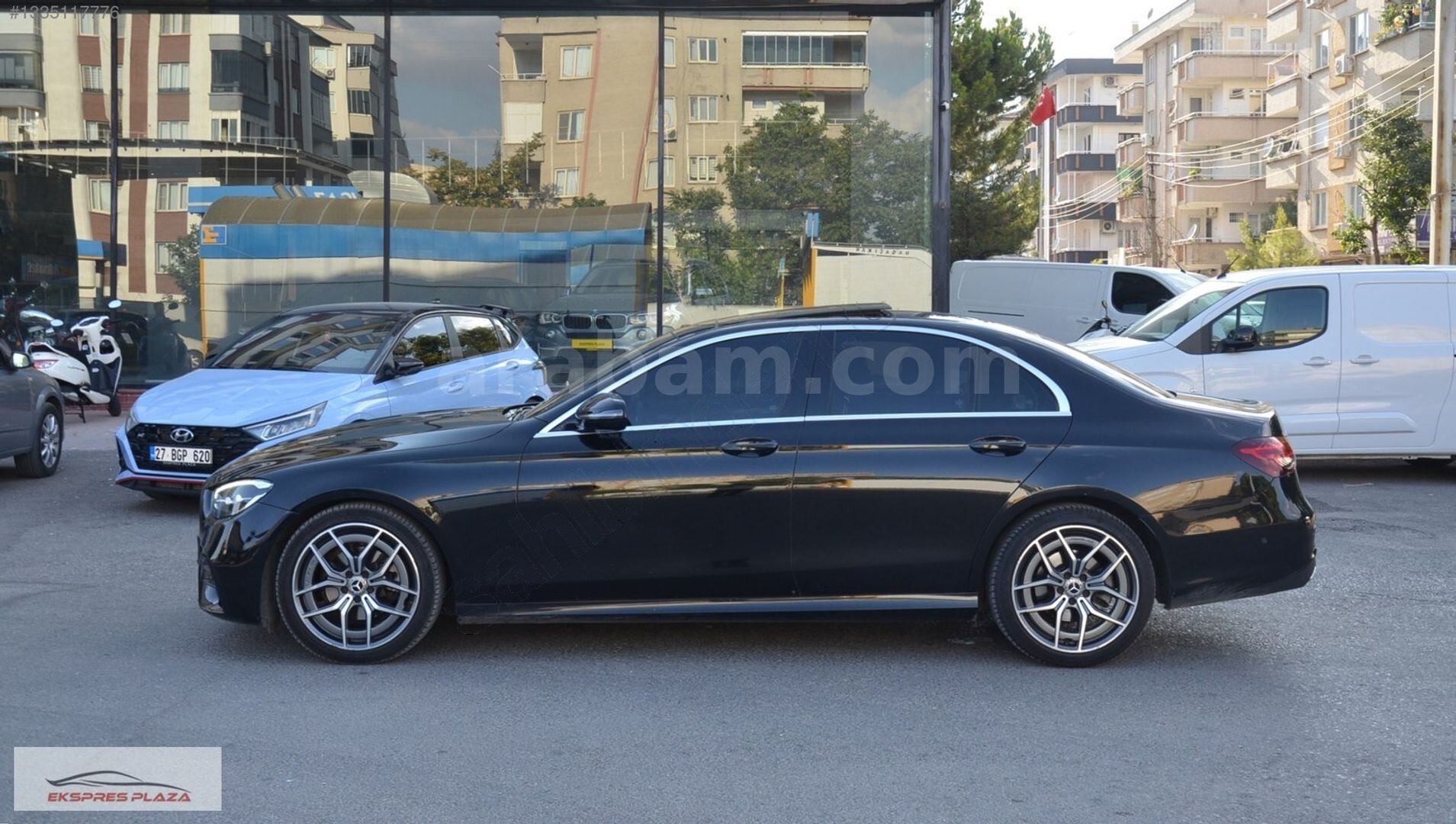 EKSPRES PLAZA'DAN 2020 MERCEDES E 200 d AMG 3