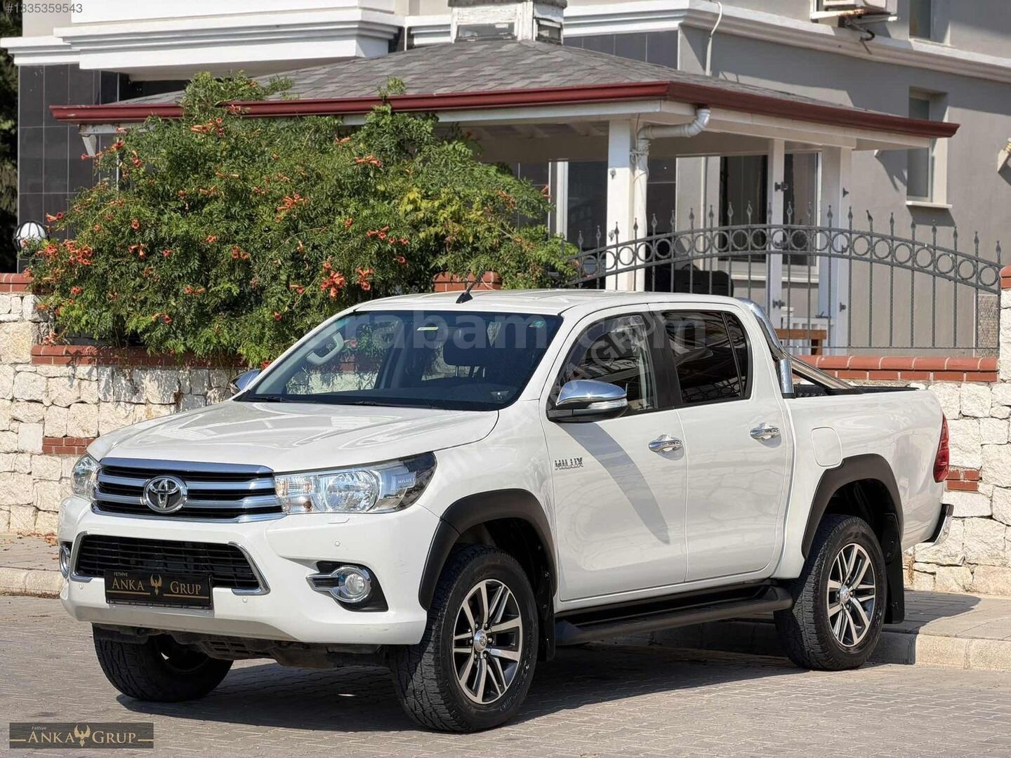 2017 TOYOTA HILUX 2.4 D-4D 4*2 ADVENTURE OTOMATİK HATASIZ 3