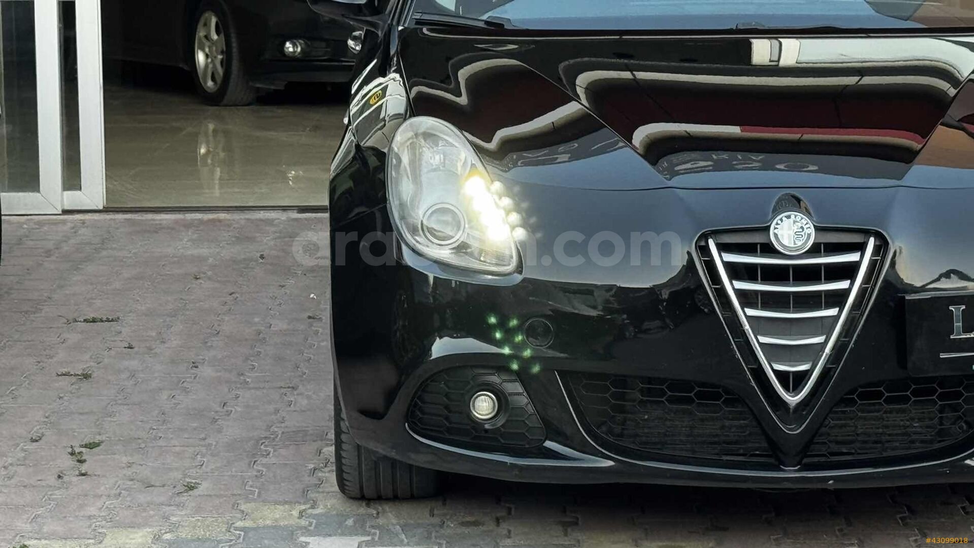 Galeriden Alfa Romeo Giulietta 1.4 TB MultiAir Distinctive 2012 Model Konya 240.000 km Siyah 7