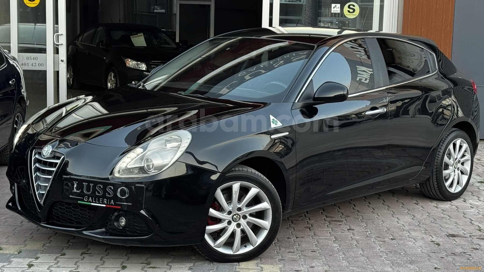 Galeriden Alfa Romeo Giulietta 1.4 TB MultiAir Distinctive 2012 Model Konya 240.000 km Siyah 4
