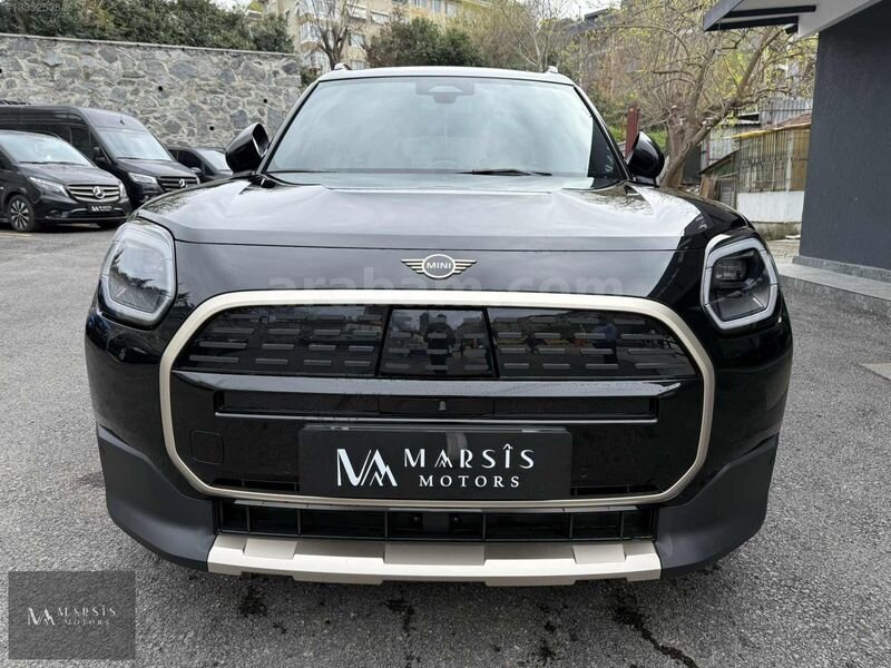 MARSİS MOTORS COUNTRYMAN E 19 JANT HAFIZALI ELEKTİRİKLİ KOLTUK