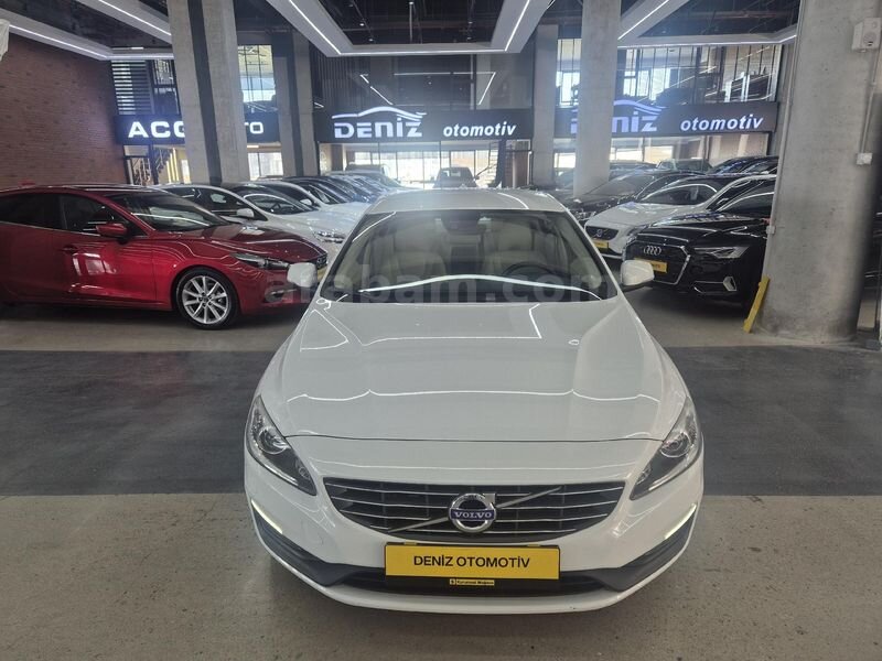 Galeriden Volvo S60 1.5 T3 Premium 2017 Model Ankara 112.000 km Beyaz 1