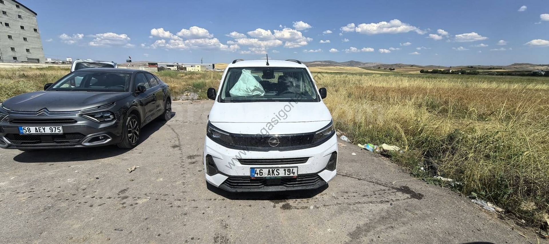SİVAS'TA 2025 OPEL COMBO ESSENTIAL 1.5 DIZEL 130 PS