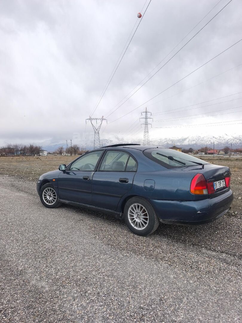 Sahibinden Mitsubishi Carisma 1.6 Avance 1999 Model 5