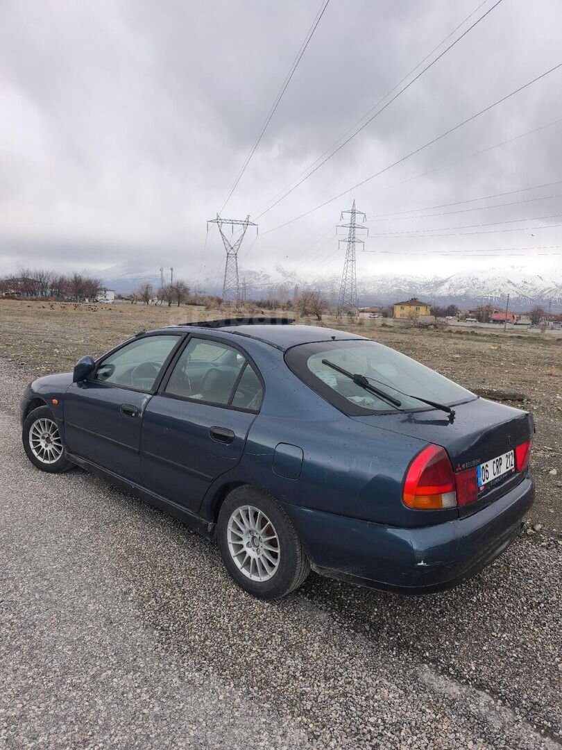 Sahibinden Mitsubishi Carisma 1.6 Avance 1999 Model 2