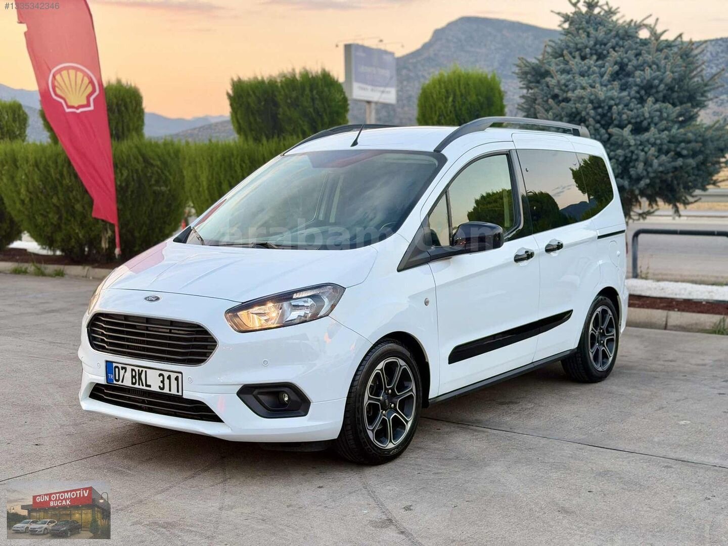 2023 FORD COURİER 1,5 46,BİN KM TİTANYUM PLUS SINIF TEMİZLİKTE 5