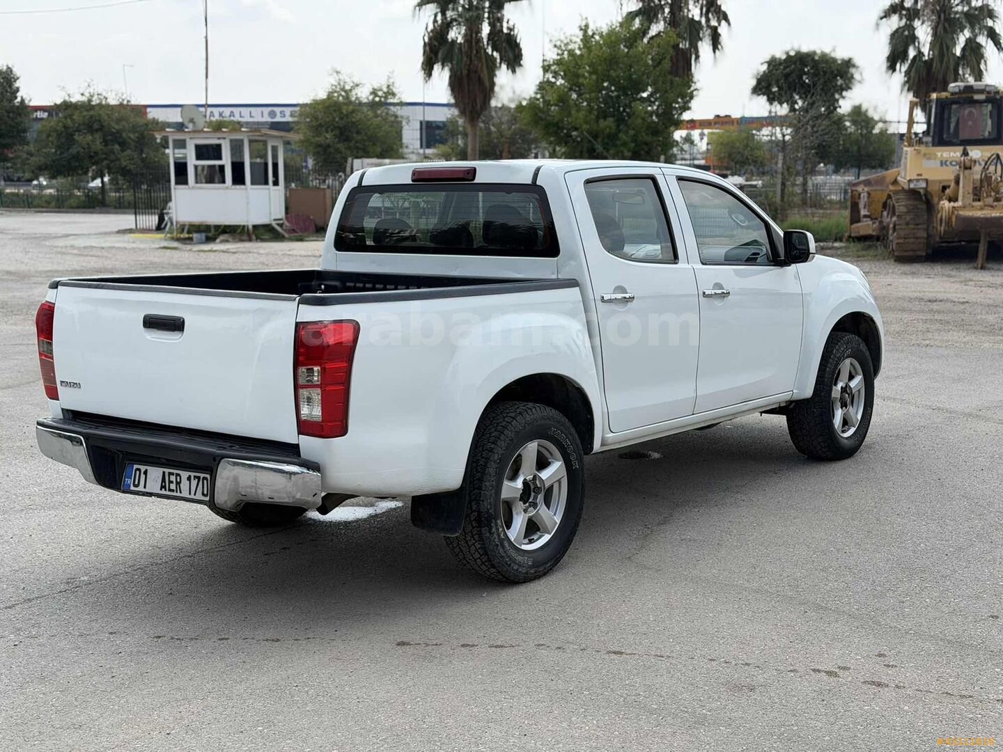 ÖZ PAMUK'DAN FATURALI 163 HP ISUZU D-MAX 4x4 LİMİTED 7