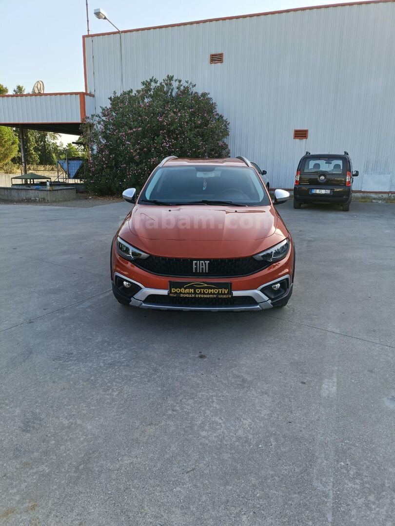 DOLULAR DOLUSU 2021 MODEL EGEA CROSS LOUNGE HATASIZ.. BOYASIZ..