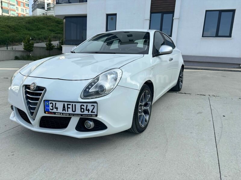 Sahibinden Alfa Romeo Giulietta 1.6 JTD Progression Plus 2015 Model 2
