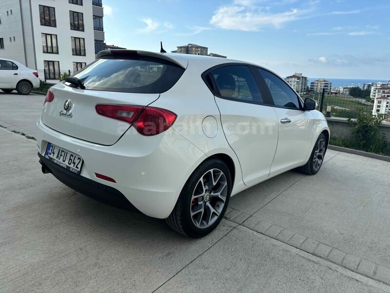 Sahibinden Alfa Romeo Giulietta 1.6 JTD Progression Plus 2015 Model 4