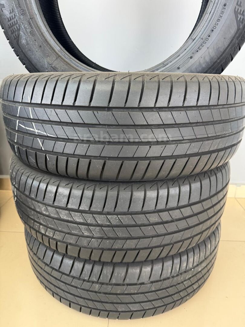 SIFIRA YAKIN  BRİGESTONE   215 60/R17