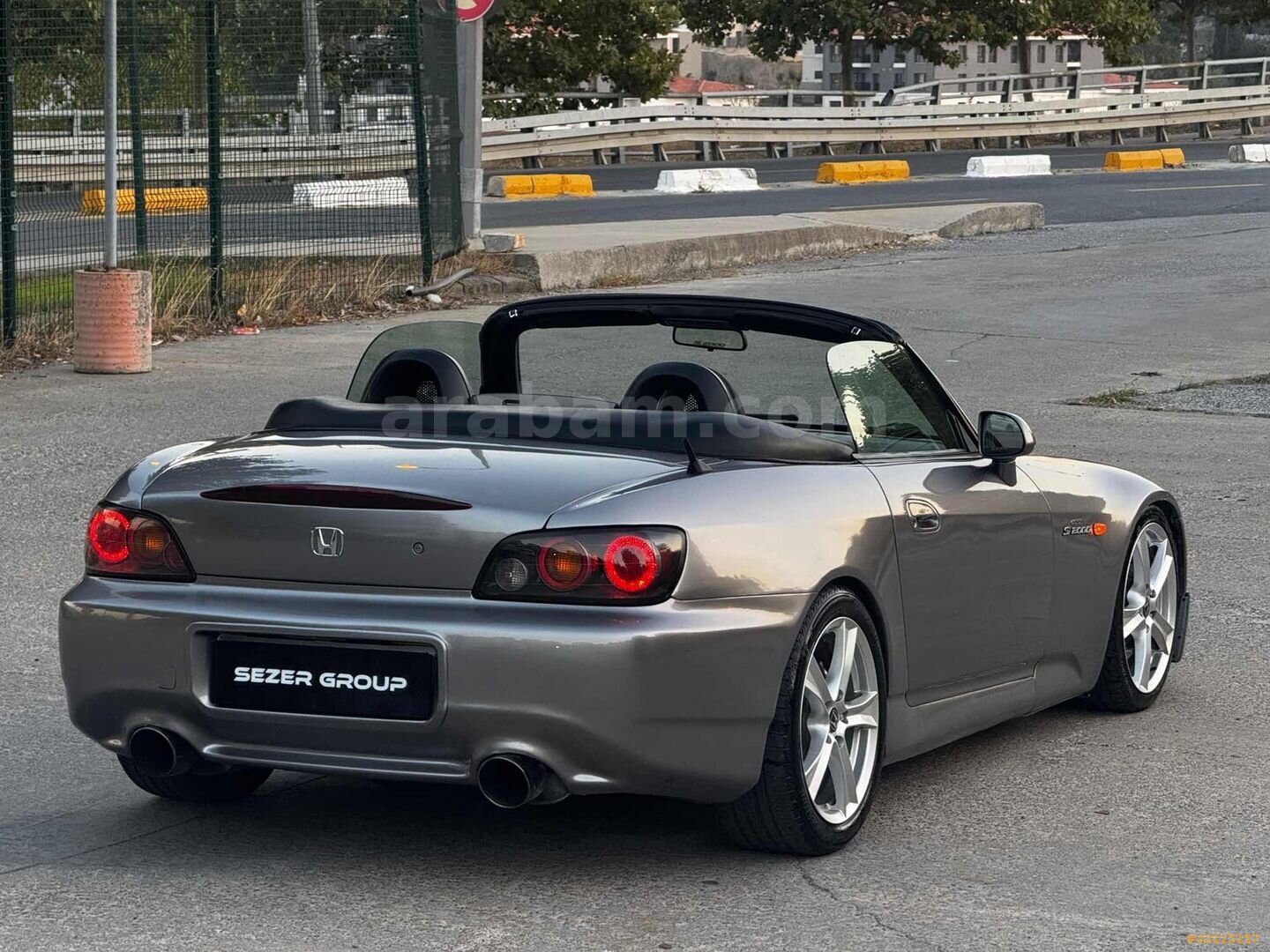 Galeriden Honda S2000 2.0 Vtec 2000 Model İstanbul 145.000 km Gri 6