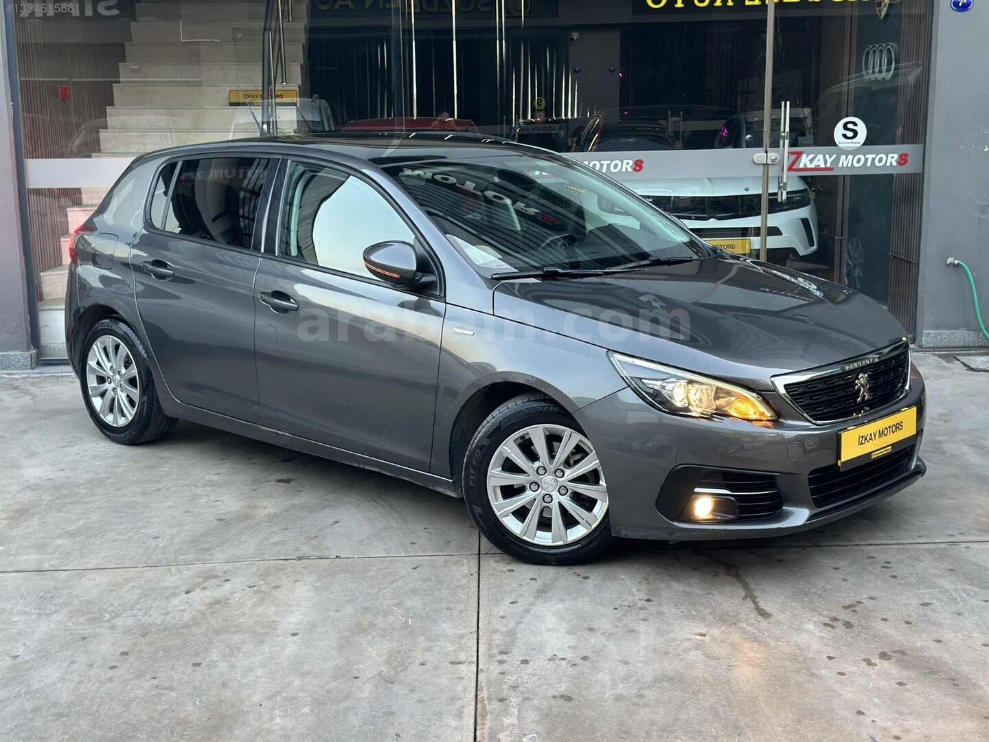 İZKAY MOTORS'DAN 2020 MODEL PEUGEOT 308 78.00 KM CAM TAVAN HATSZ 4