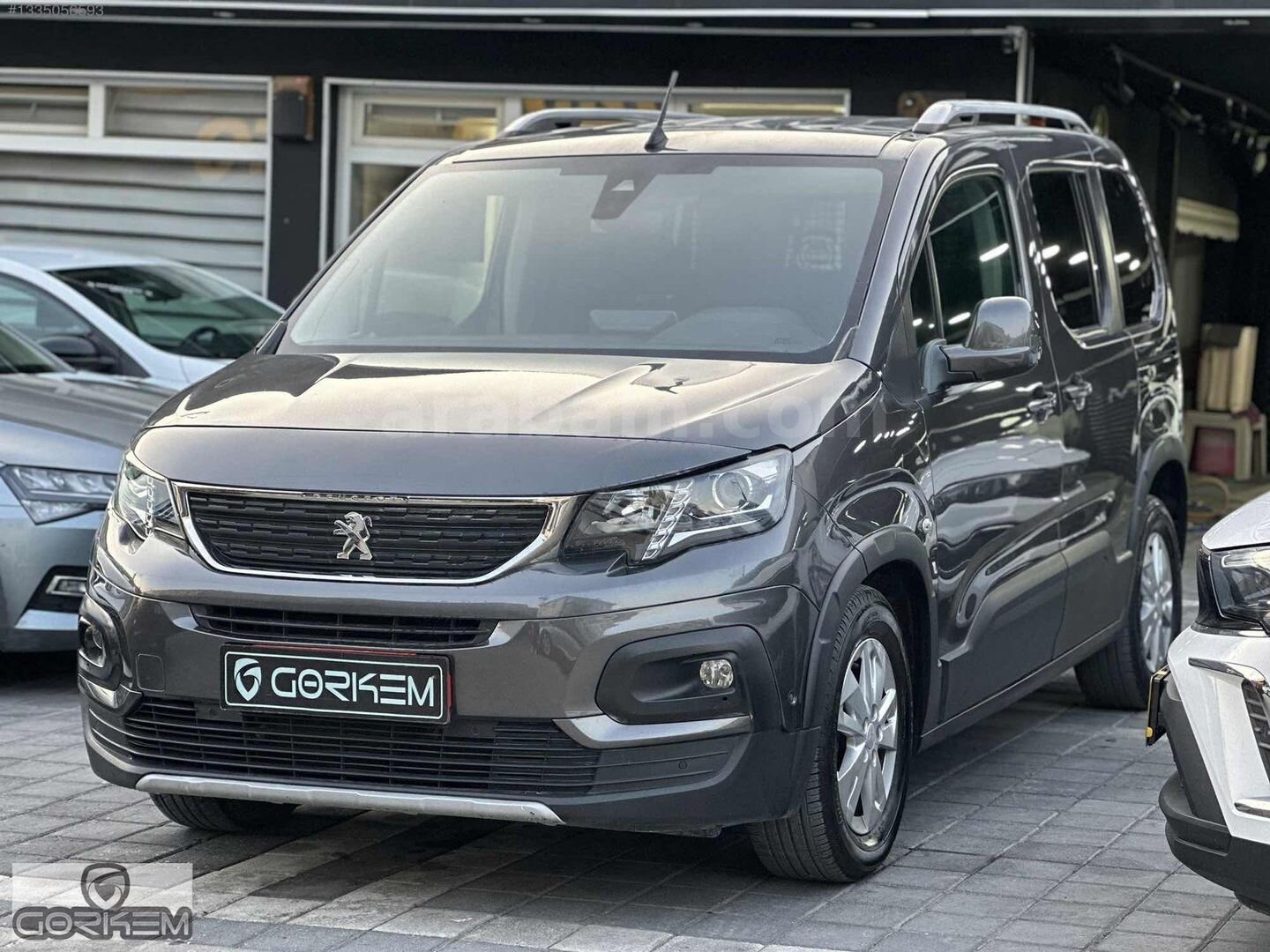 Galeriden Peugeot Rifter 1.5 BlueHDI Allure 2019 Model Kütahya 99.000 km Füme 4