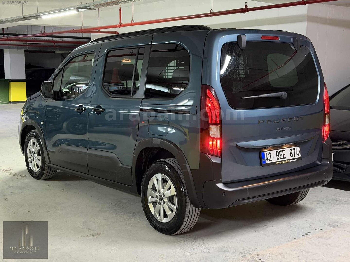 Galeriden Peugeot Rifter 1.5 BlueHDI Allure 2025 Model İstanbul 21.500 km Mavi 5