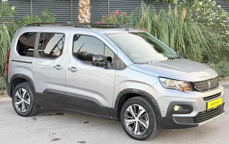 Galeriden Peugeot Rifter 1.5 BlueHDI GT 2023 Model Balıkesir 94.500 km Gri
