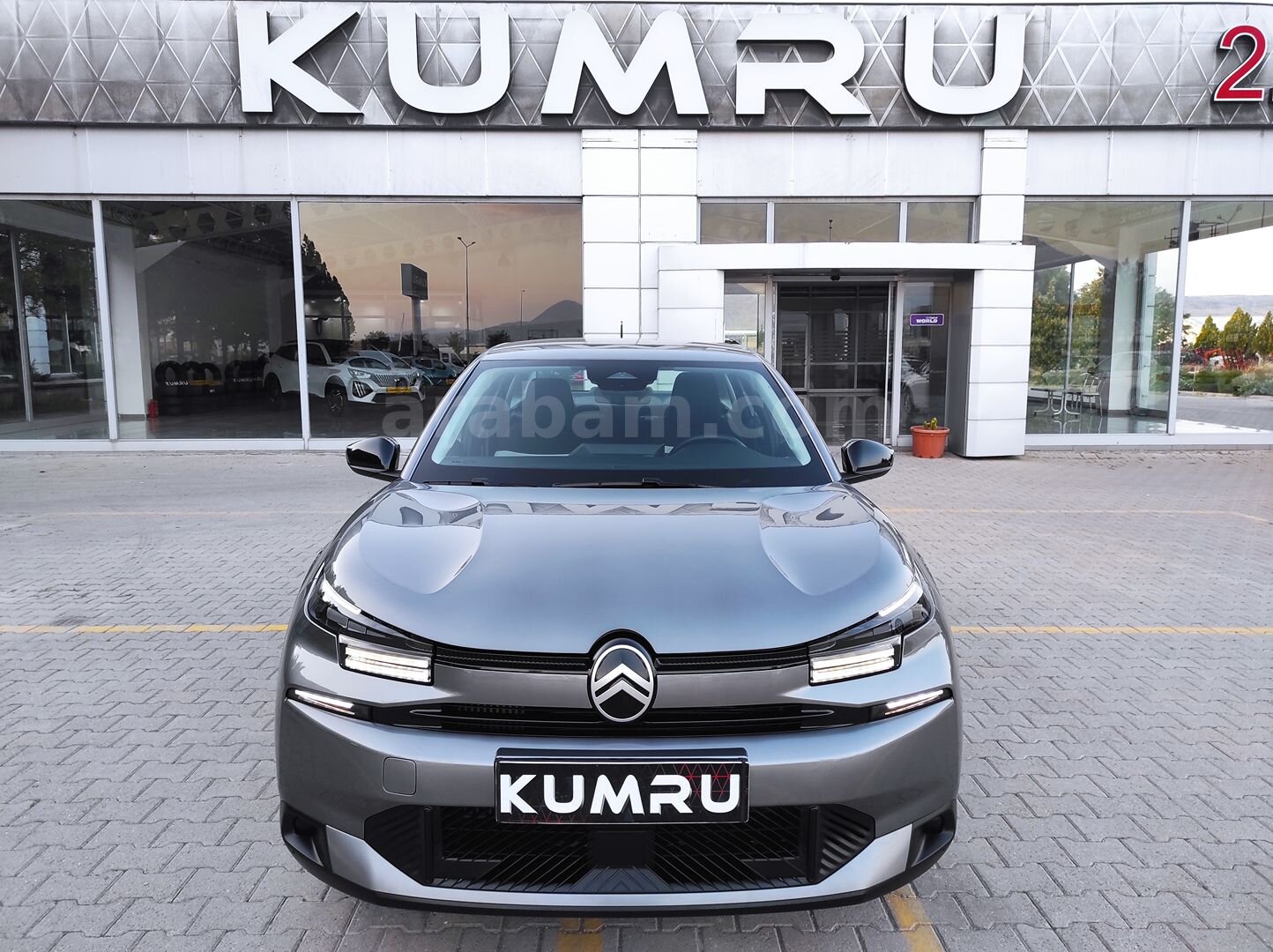 Galeriden Citroen C4 X 1.2 PureTech Max 2025 Model Kayseri 15.000 km Gri 1
