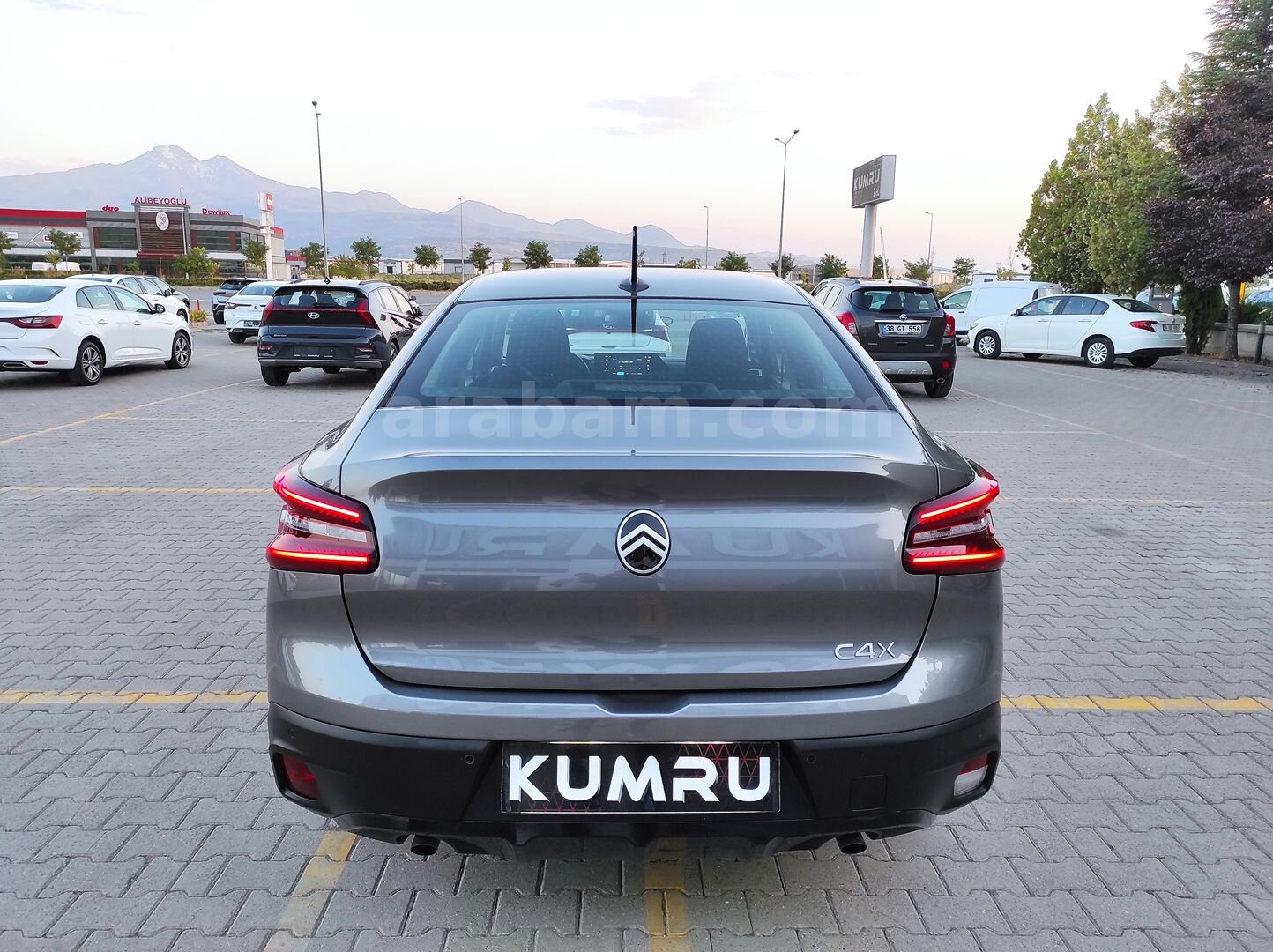 Galeriden Citroen C4 X 1.2 PureTech Max 2025 Model Kayseri 15.000 km Gri 5